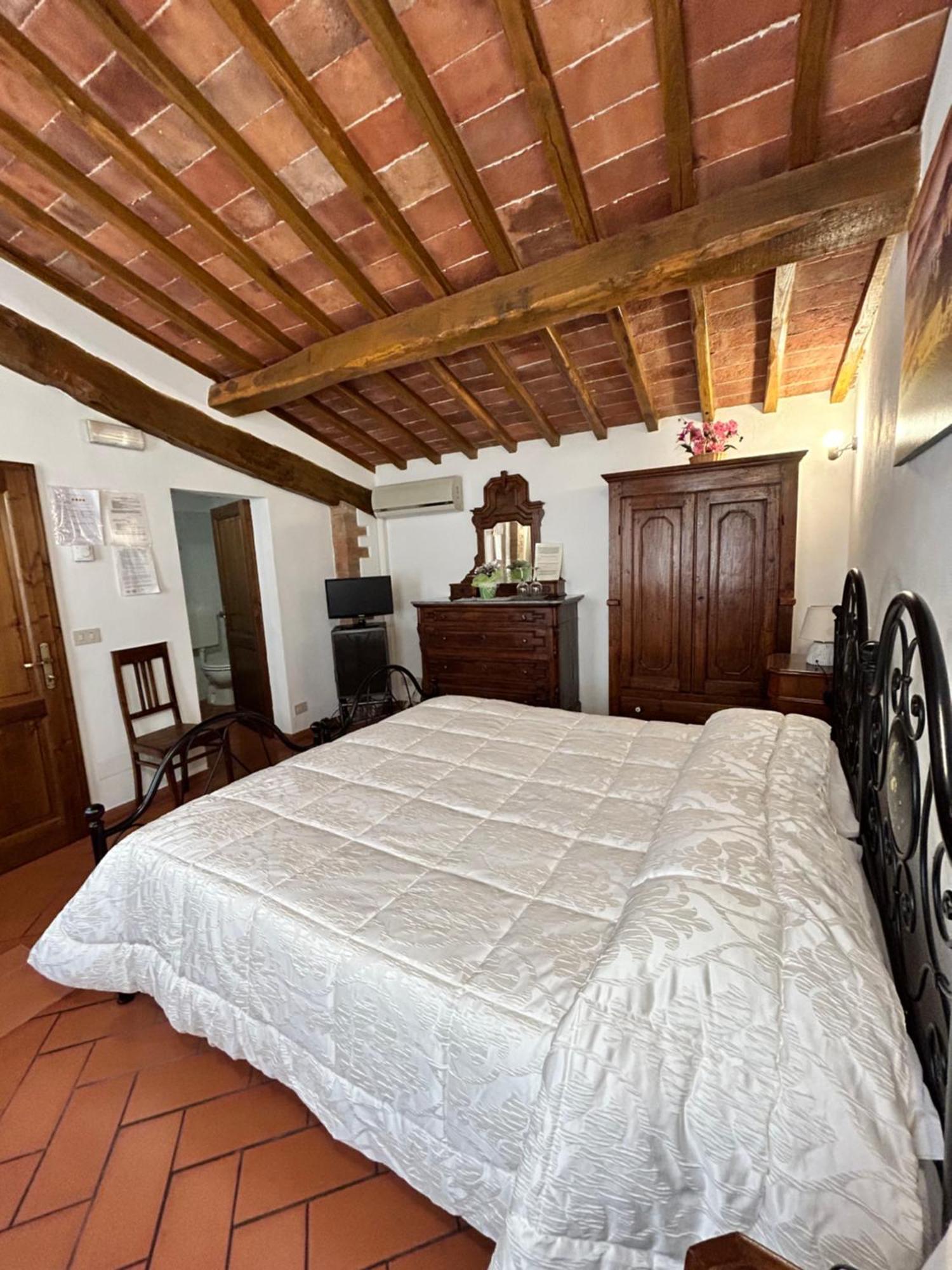 Agriturismo Casalpiano Пиенца Екстериор снимка